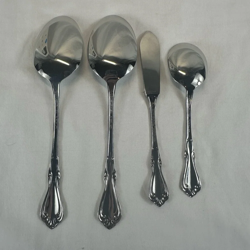 LOT OF 4 WM. A. ROGERS ONEIDA STAINLESS Servers SUTTON PLACE Serving Spoon Exc